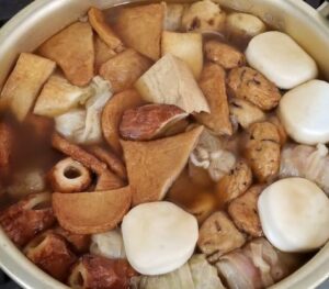 今日のお昼はおでん あったか~ぃ(〃艸〃)ムフッ