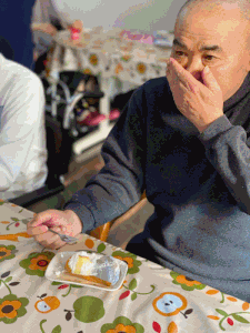 今日は少し早いクリスマス会をしました( ´∀` ) Merry Christmas(〃艸〃)ムフッ