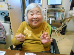 ~今日のおやつレクは🍎アップルパイ🍎~