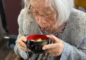 鯛の漬け丼とミルクティープリン♪