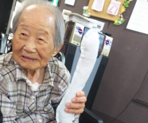 エントランス壁紙制作中(〃艸〃)ムフッ