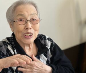 昼食は中華定食を手作りです(〃艸〃)ムフッ