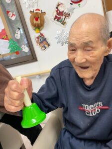 クリスマスイベント ハンドベル演奏(*^-^*)