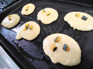 かぼちゃのパンケーキ作り🎃