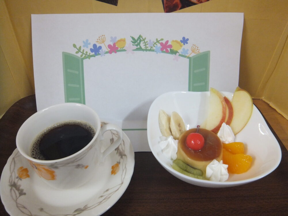 お楽しみ会（喫茶　平和苑）☕