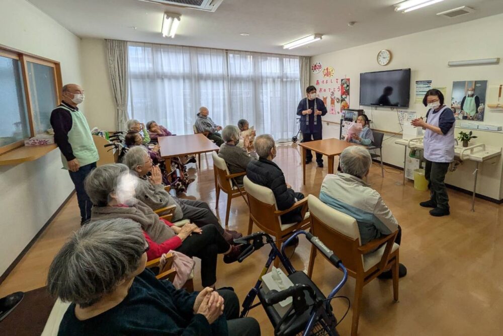 新春演芸ショー🤹&お誕生日会💐🎂💖